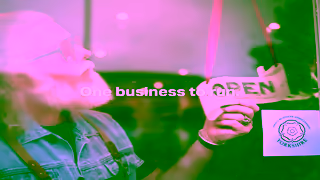 SumUp.com 30 seconds to yourself 0 time to prepare One business to run Make it count with SumUp Ad Commercial Brand Imagery Photoshoot 2