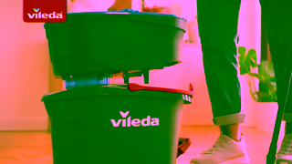 Vileda The Vileda RinseClean Spin Mop with PACS Hard Floor Cleaner Ad Commercial Brand Imagery Photoshoot 0