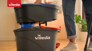 Vileda The Vileda RinseClean Spin Mop with PACS Hard Floor Cleaner Ad Commercial Brand Imagery Photoshoot 0
