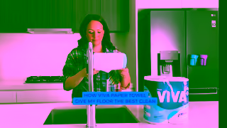 VIVA Amanda VIVA CleaningHack Youtube Ad Commercial Brand Imagery Photoshoot 0