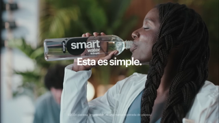 SMARTWATER smartwater emoji 06 esp Ad Commercial Brand Imagery Photoshoot 2