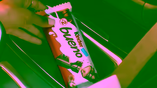 Kinder Kinder Bueno DoubleFeature 06 16x9 EN Ad Commercial Brand Imagery Photoshoot 0